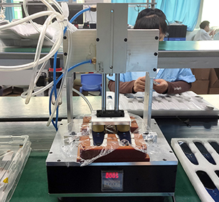 自動化設(shè)備